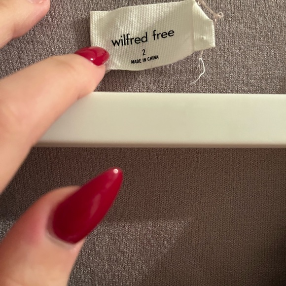 Wilfred Free Souvenir Sweater - Picture 3 of 3